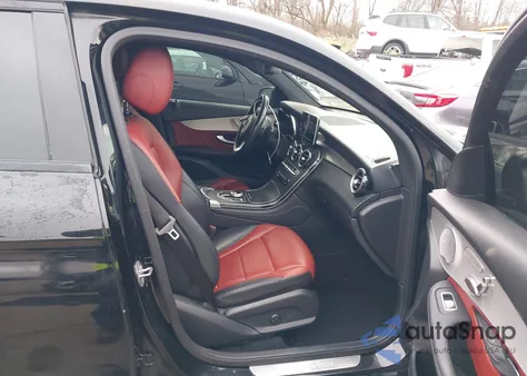 2019 Mercedes-Benz Glc 300 Coupe 4Matic z USA, uszkodzony, nr VIN WDC0J4KB2KF569672